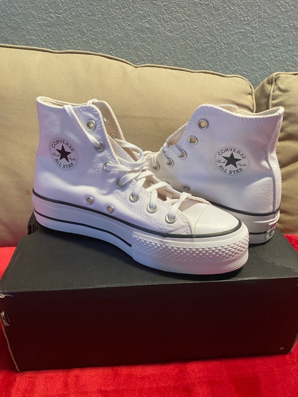 Converse White High Top Platform Sneakers Women’s 6